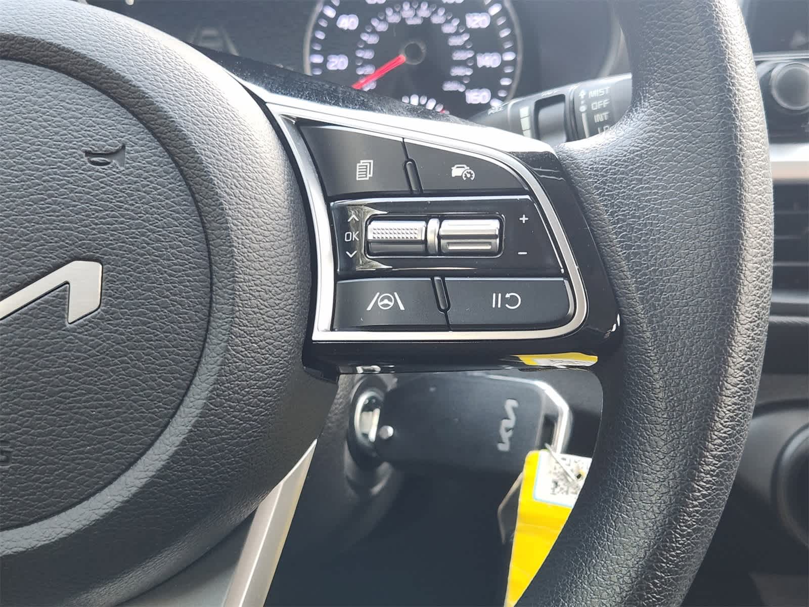 2024 Kia Forte LXS 25