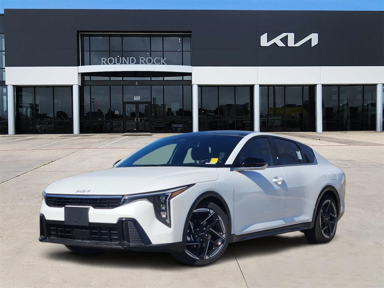 Thumbnail: 2026 Kia K4 - 1