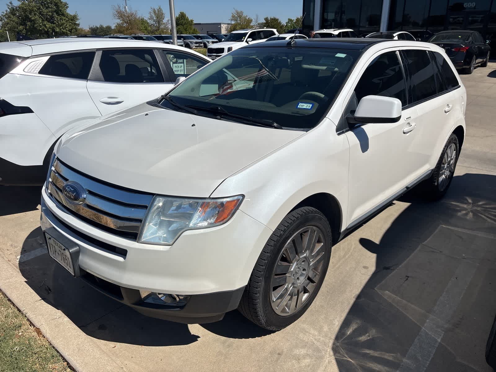Thumbnail: 2010 Ford Edge - 1
