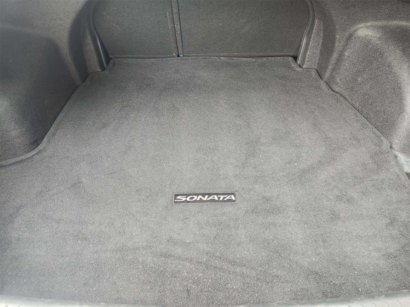 Thumbnail: 2012 Hyundai Sonata - 28