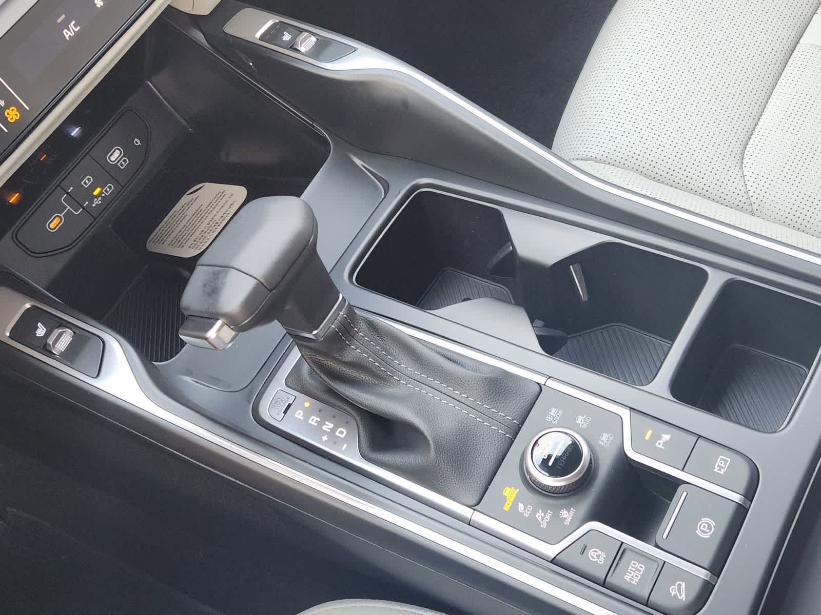 Thumbnail: 2026 Kia Sorento - 17