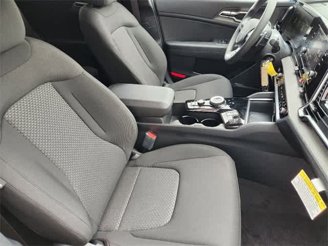 2025 Kia Sportage LX 10
