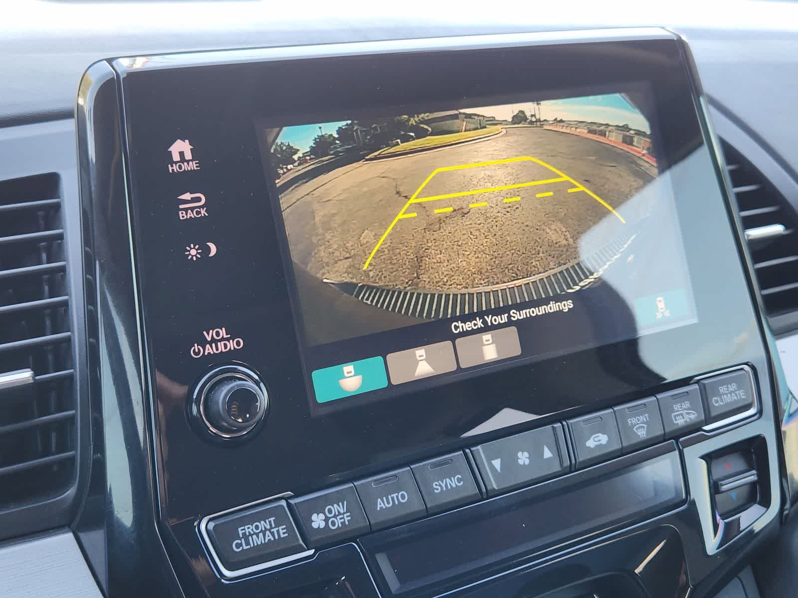 Thumbnail: 2020 Honda Odyssey - 16