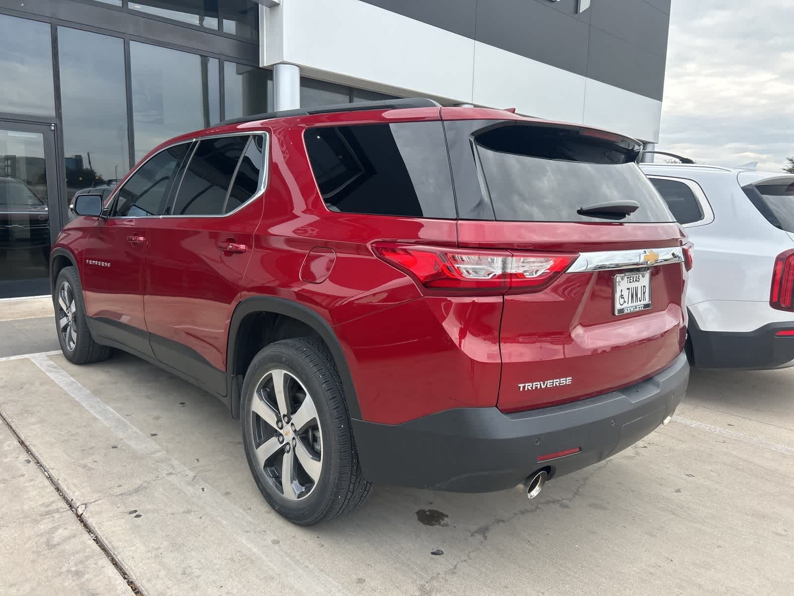 Thumbnail: 2020 Chevrolet Traverse - 6
