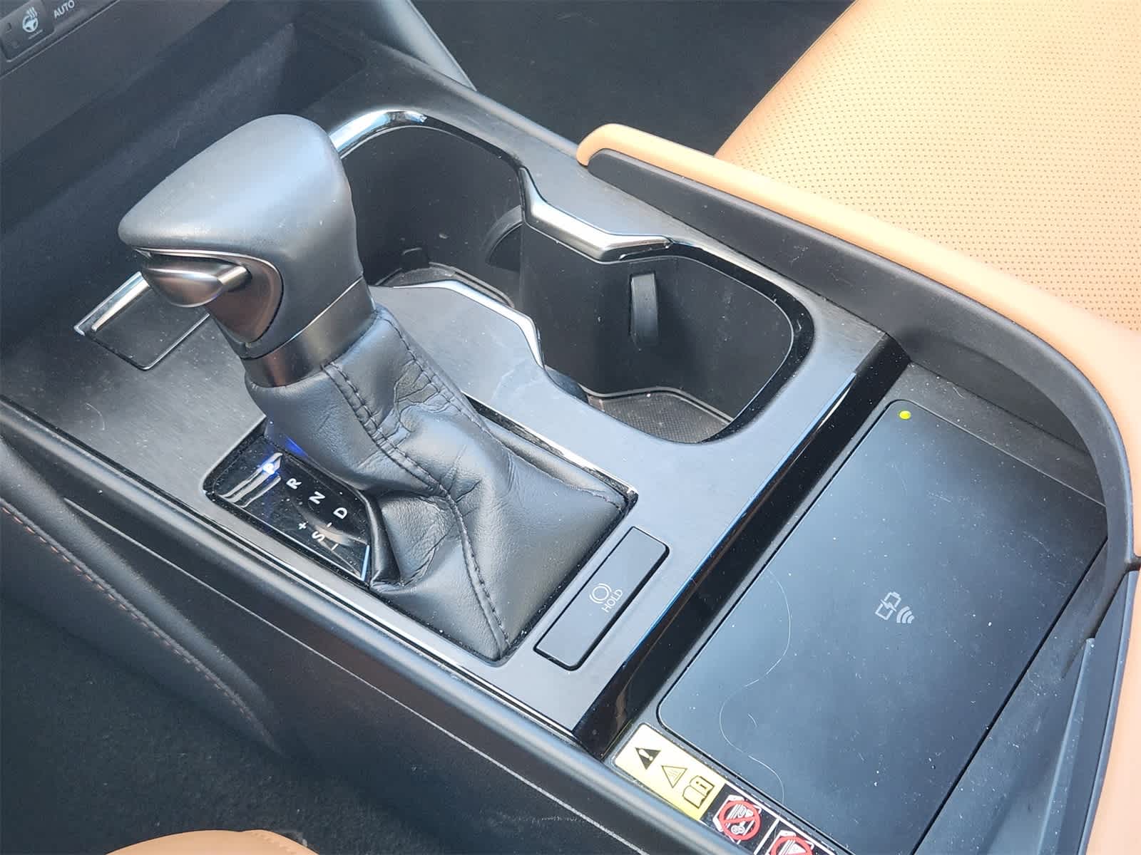 Thumbnail: 2024 Lexus ES - 19