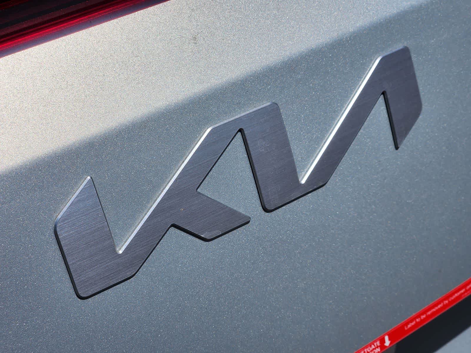 Thumbnail: 2026 Kia Carnival - 9