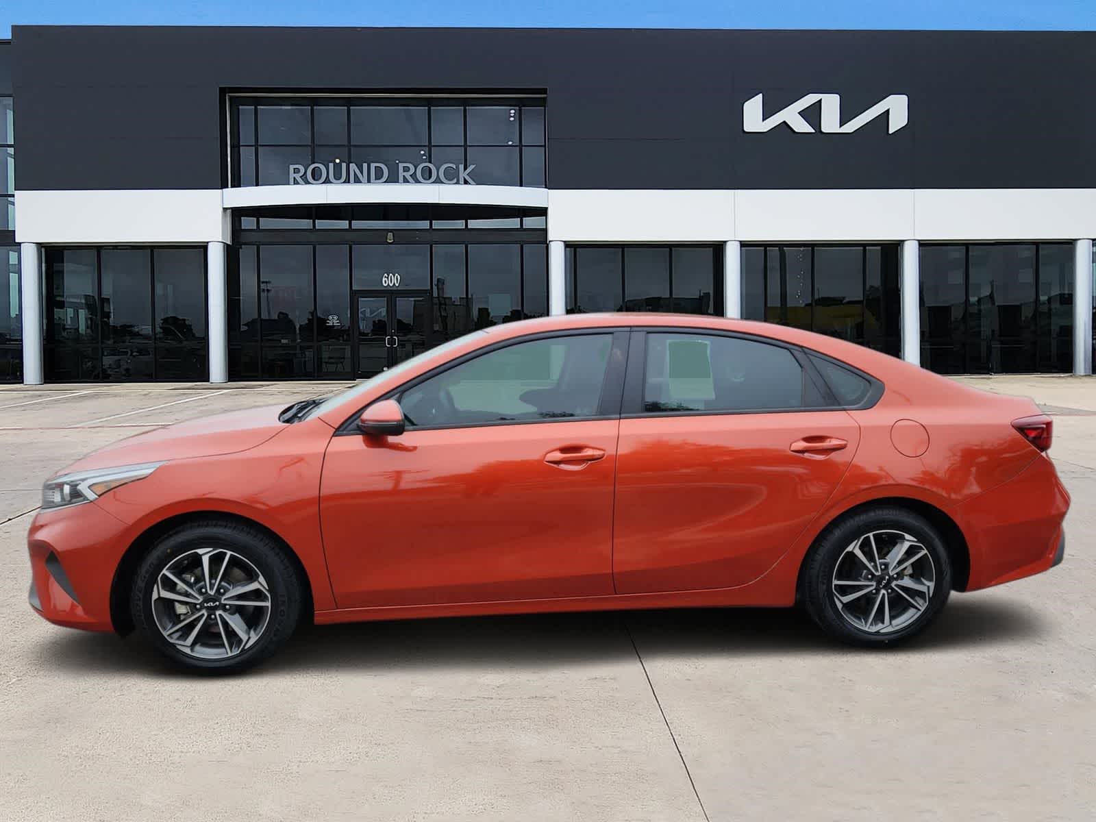 Thumbnail: 2022 Kia Forte - 4