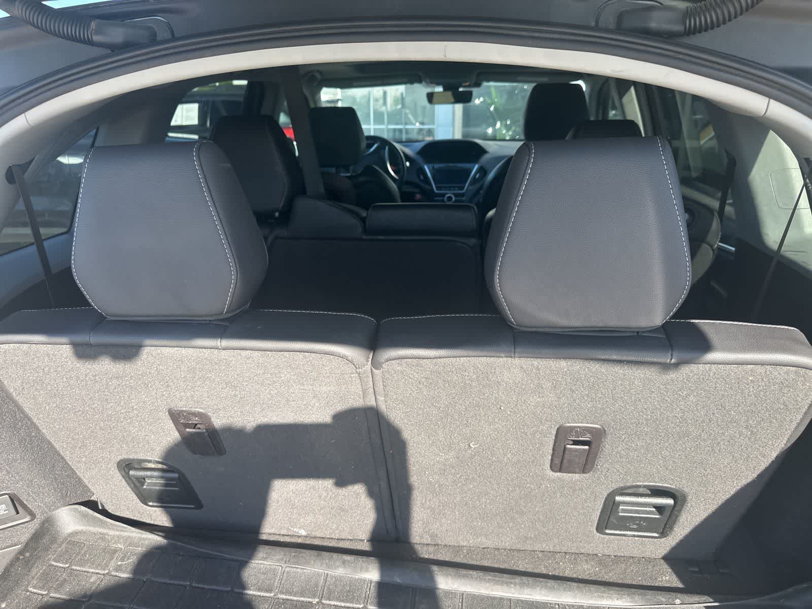 Thumbnail: 2020 Acura MDX - 32