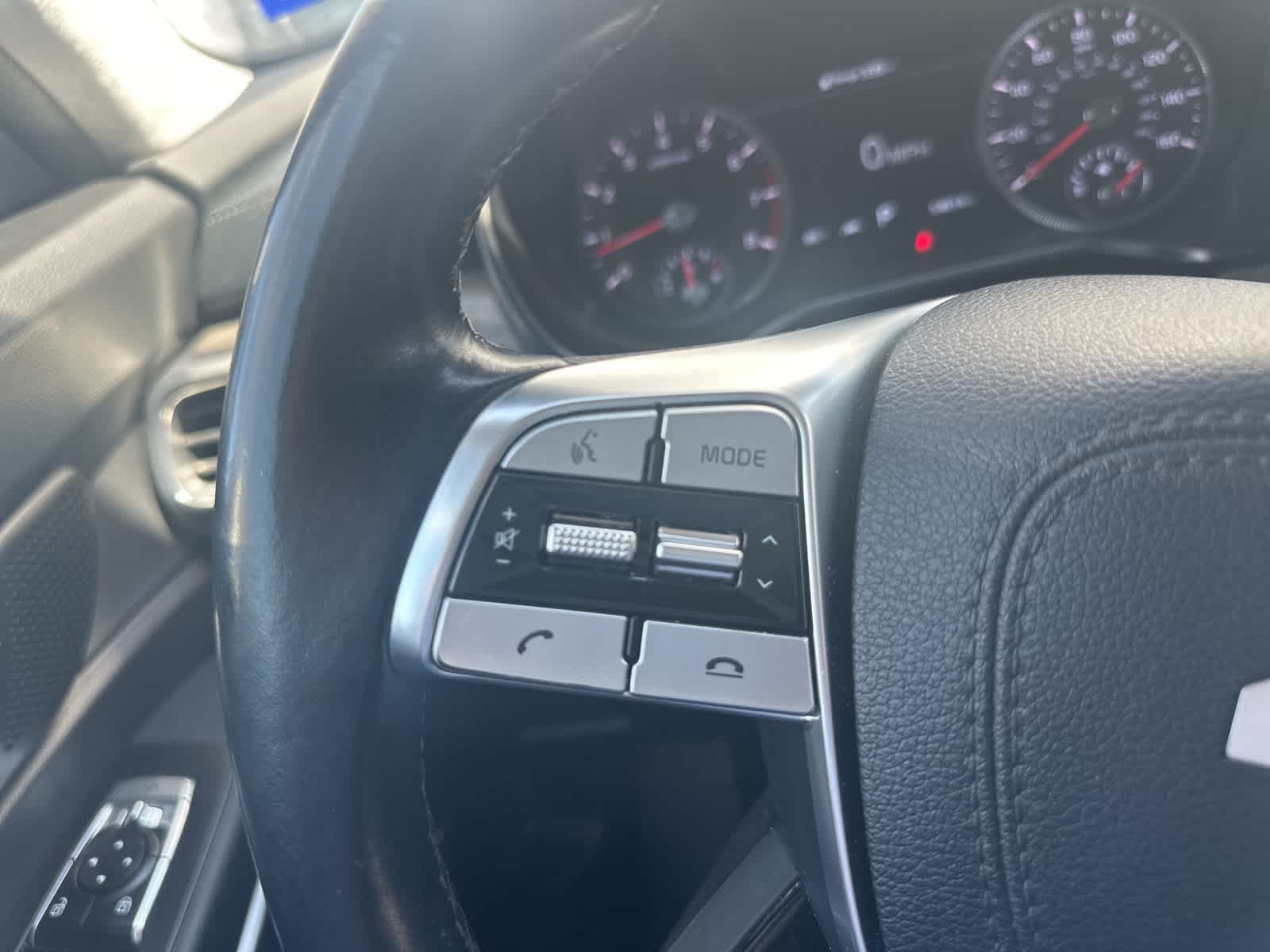 Thumbnail: 2022 Kia Telluride - 18