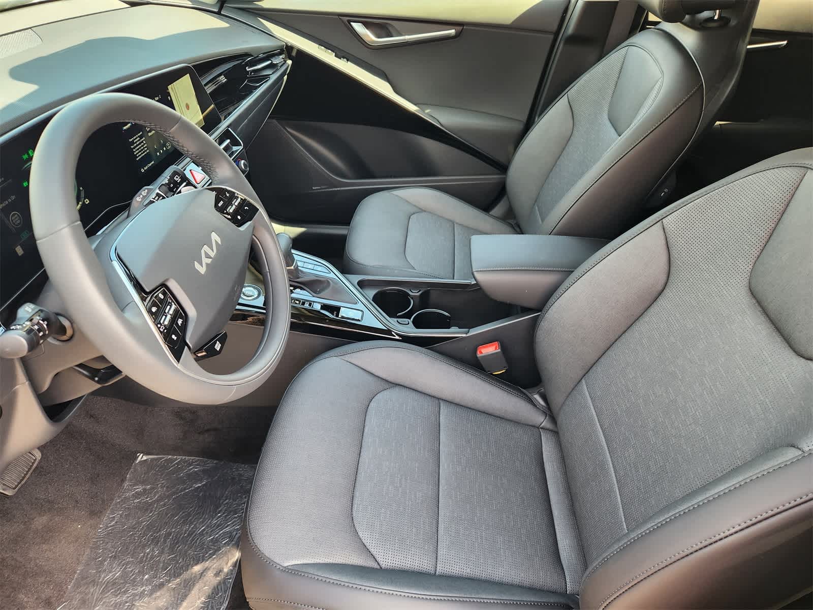 Thumbnail: 2026 Kia Niro - 10