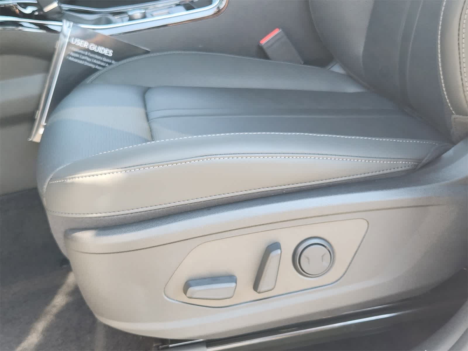 Thumbnail: 2025 Kia Sorento - 21