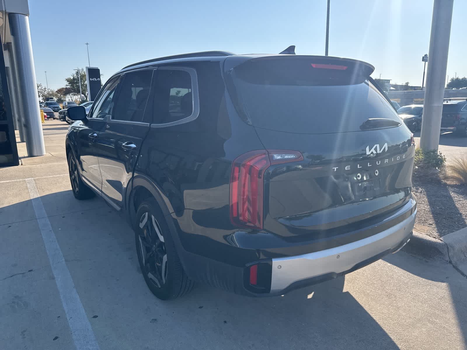 Thumbnail: 2024 Kia Telluride - 6