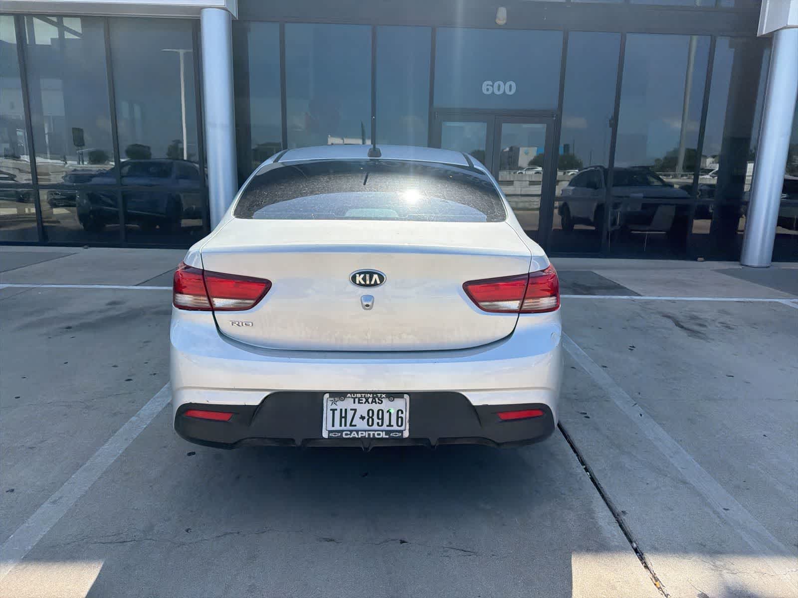 Thumbnail: 2020 Kia Rio - 7