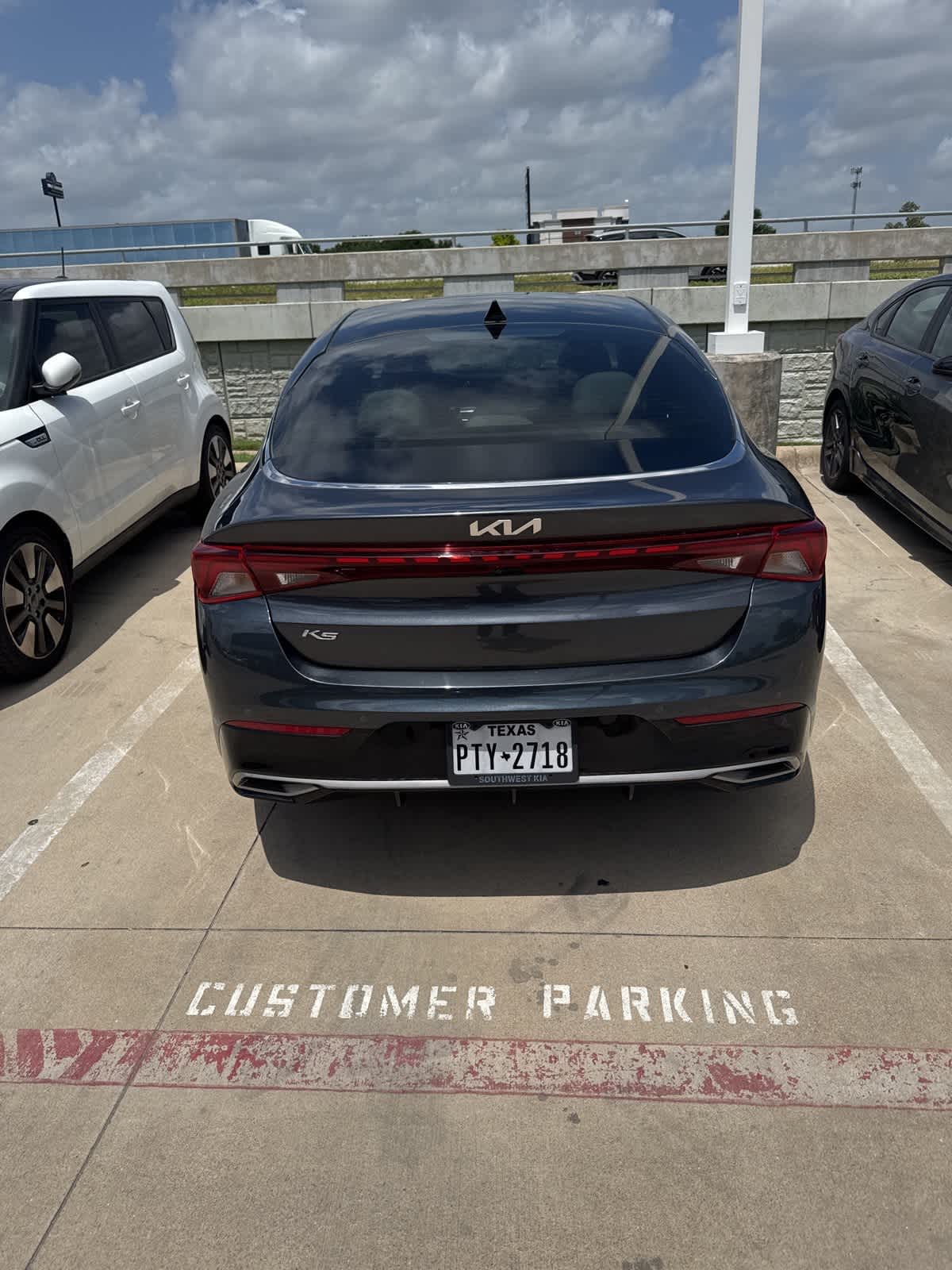 2022 Kia K5 EX 4
