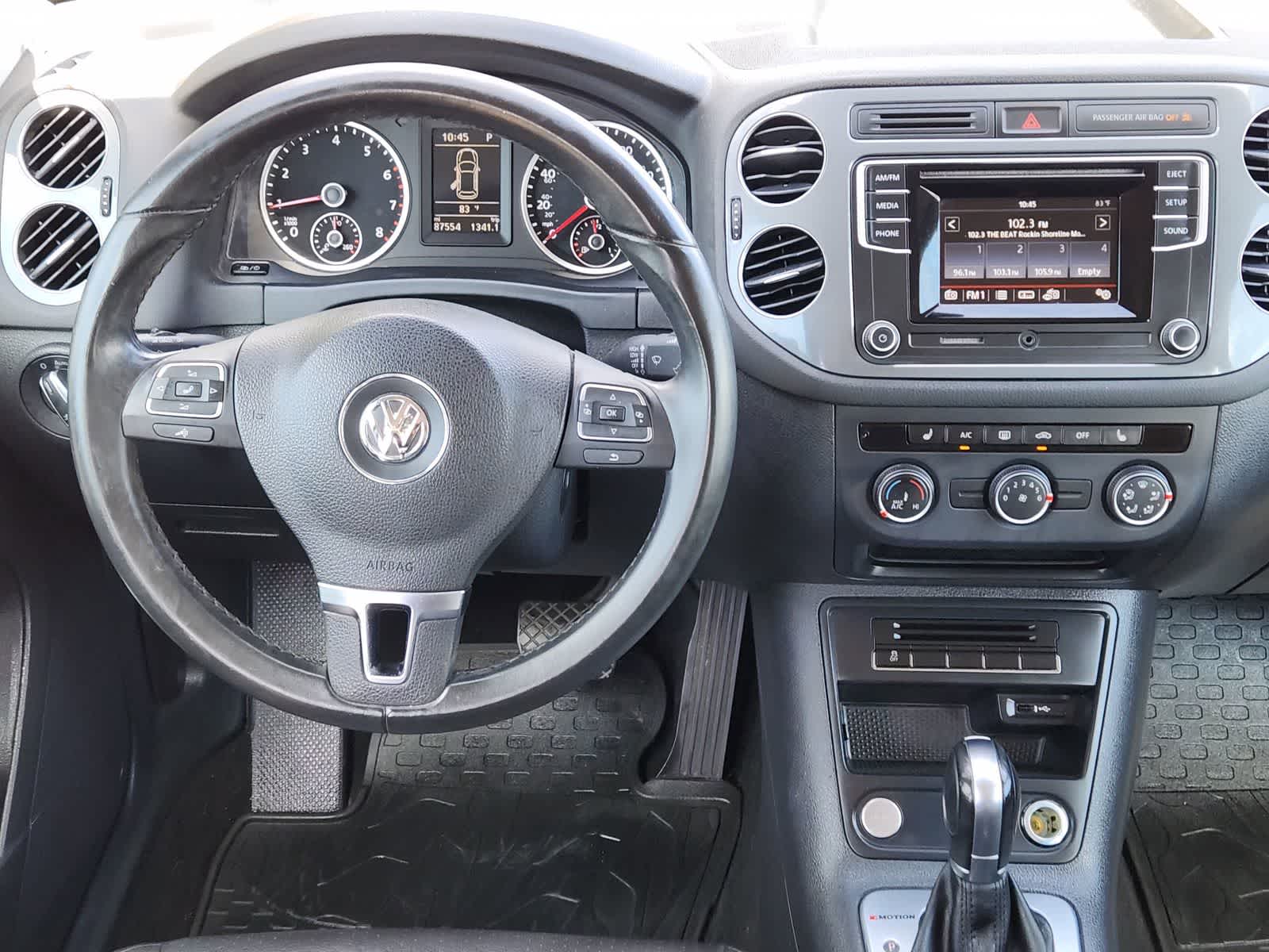 Thumbnail: 2016 Volkswagen Tiguan - 25