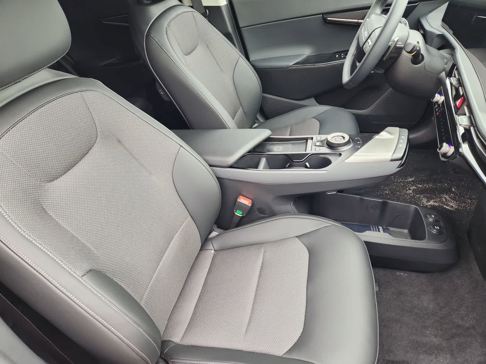 Thumbnail: 2026 Kia EV6 - 10
