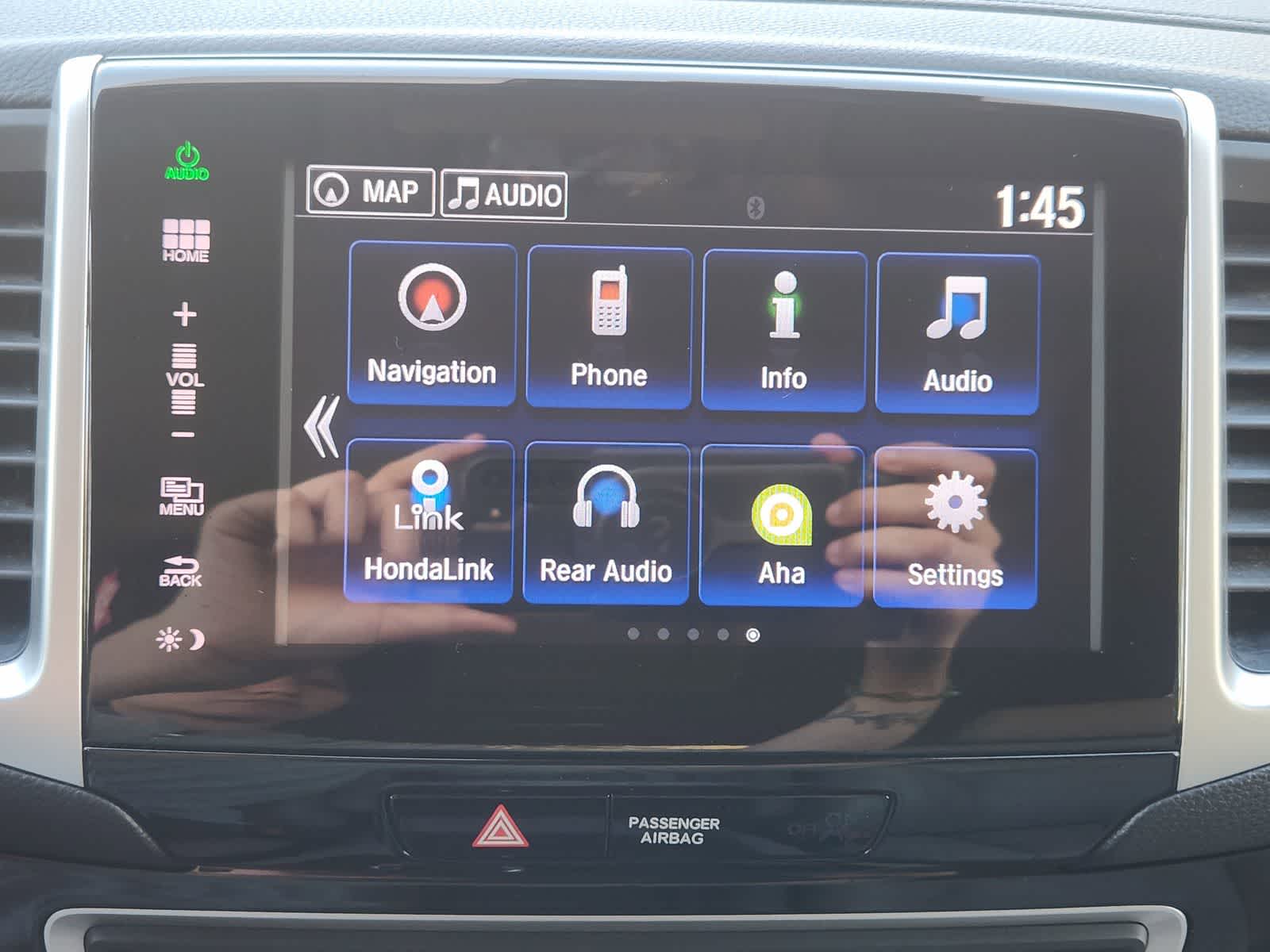 Thumbnail: 2016 Honda Pilot - 17