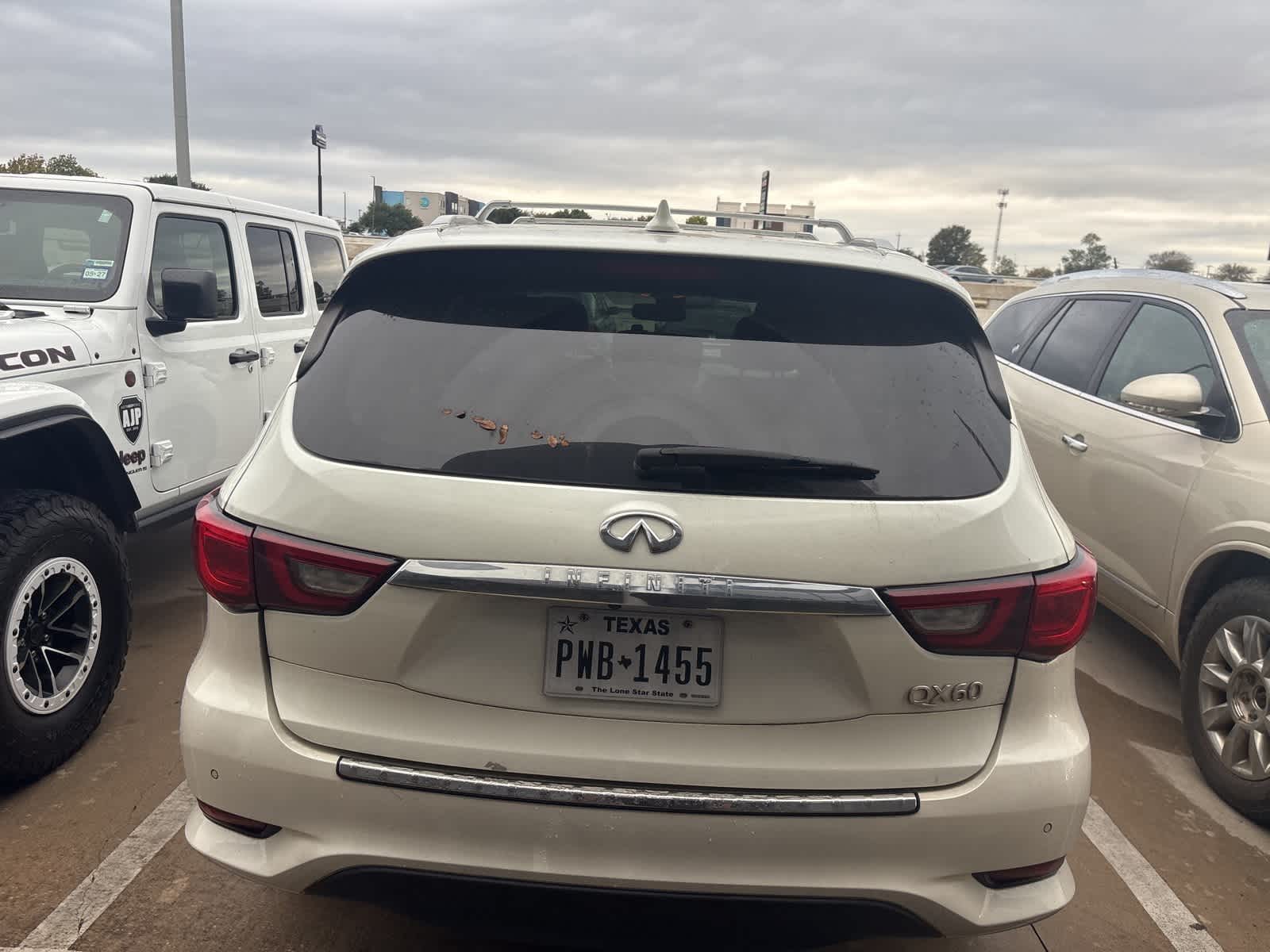 Thumbnail: 2018 INFINITI QX60 - 4