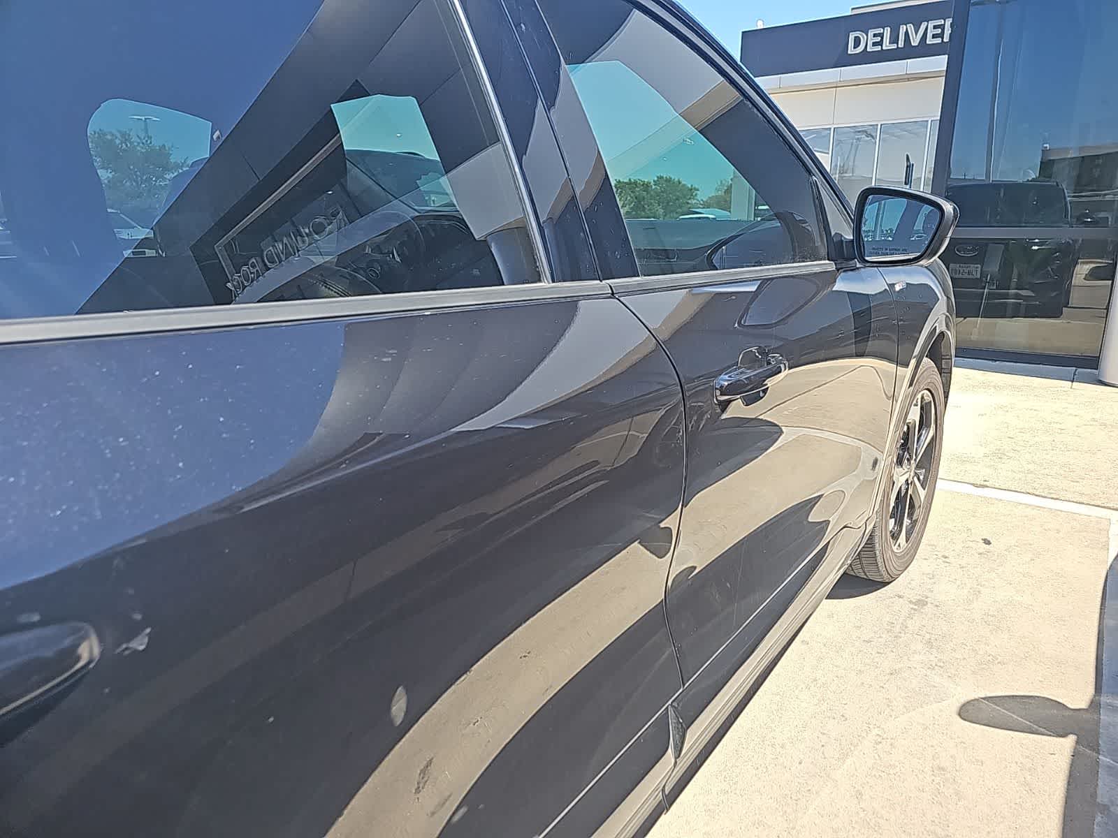 Thumbnail: 2023 Ford Escape - 9