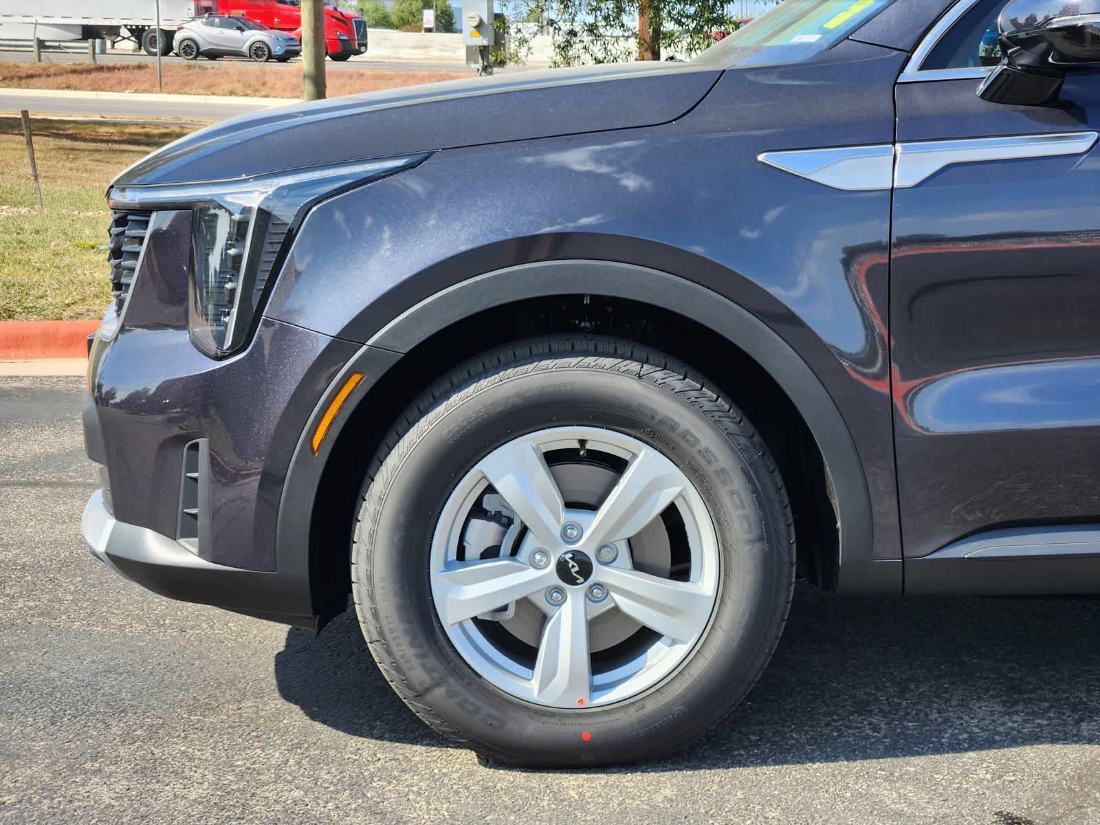 Thumbnail: 2026 Kia Sorento - 8