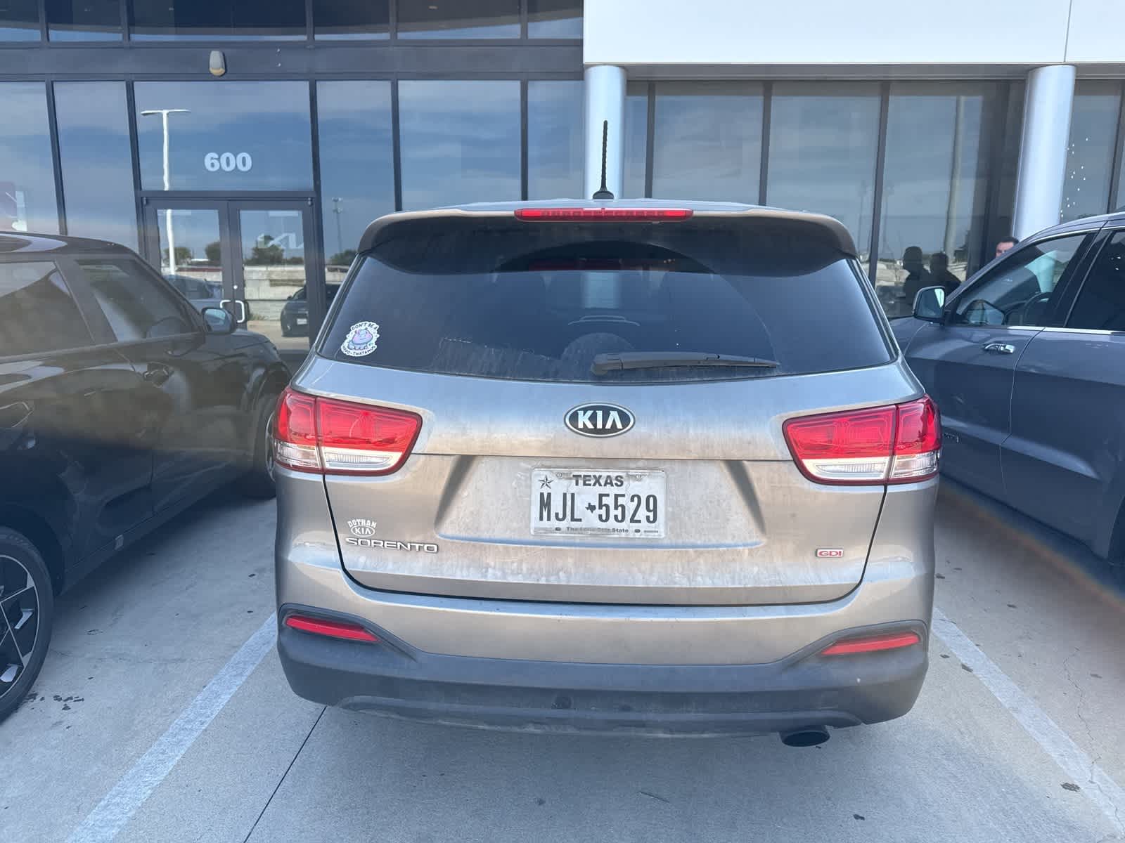 Thumbnail: 2016 Kia Sorento - 5