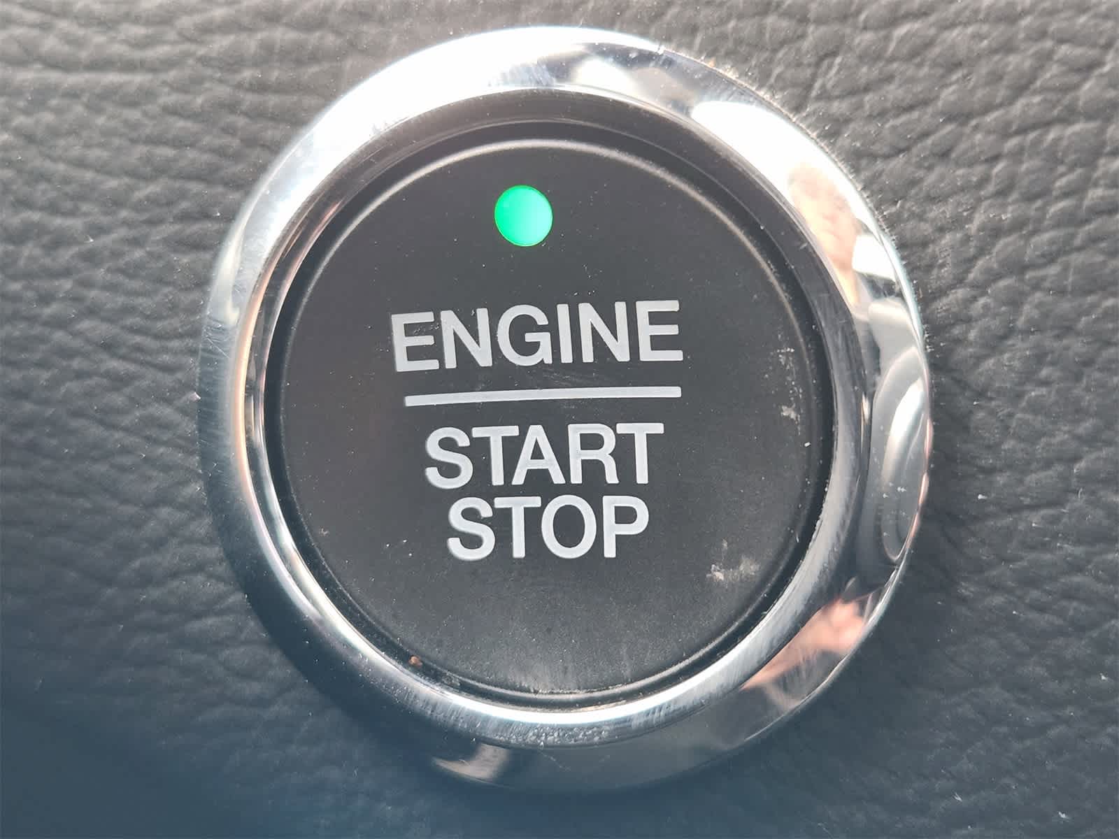 Thumbnail: 2019 Ford Edge - 21