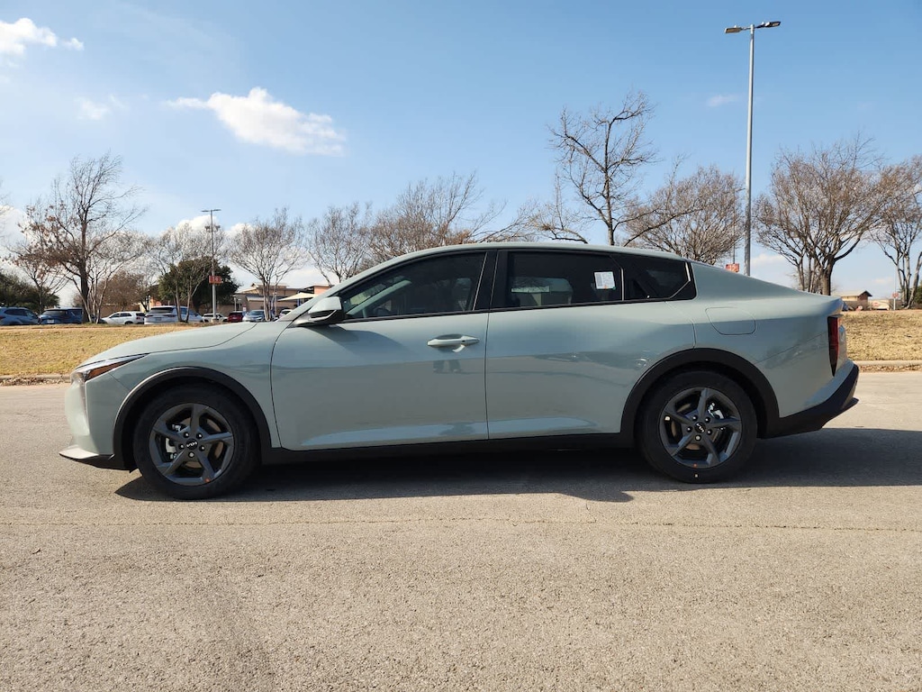 New 2026 Kia K4 EX Sedan
