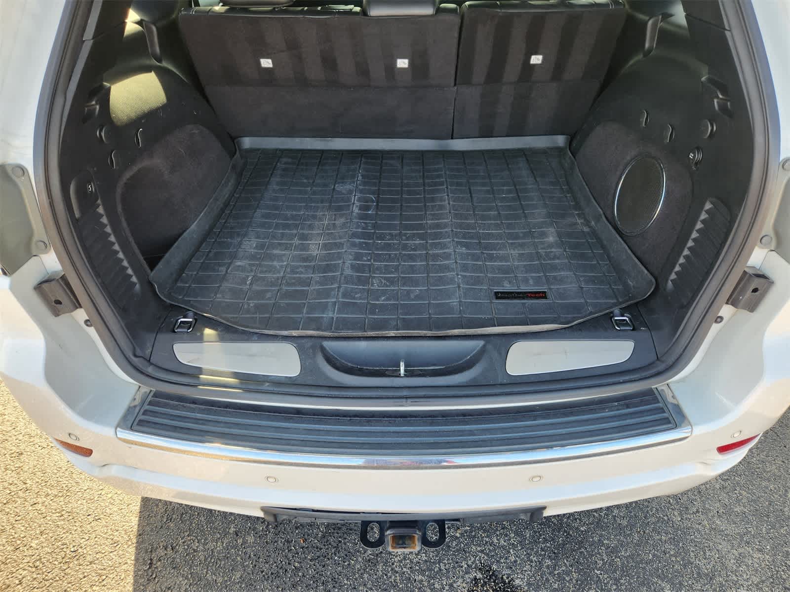 Thumbnail: 2017 Jeep Grand Cherokee - 31