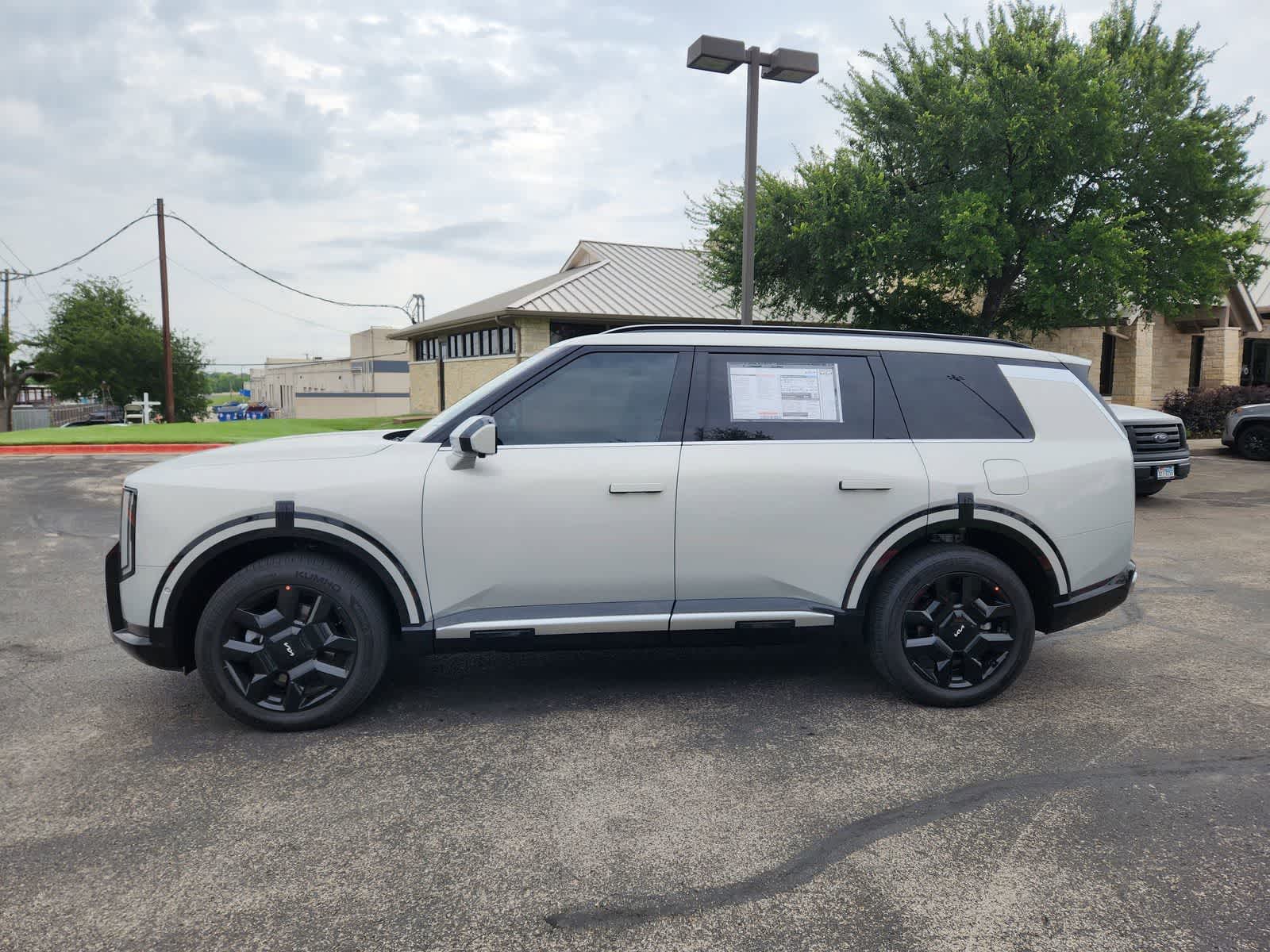 Thumbnail: 2027 Kia Telluride - 4