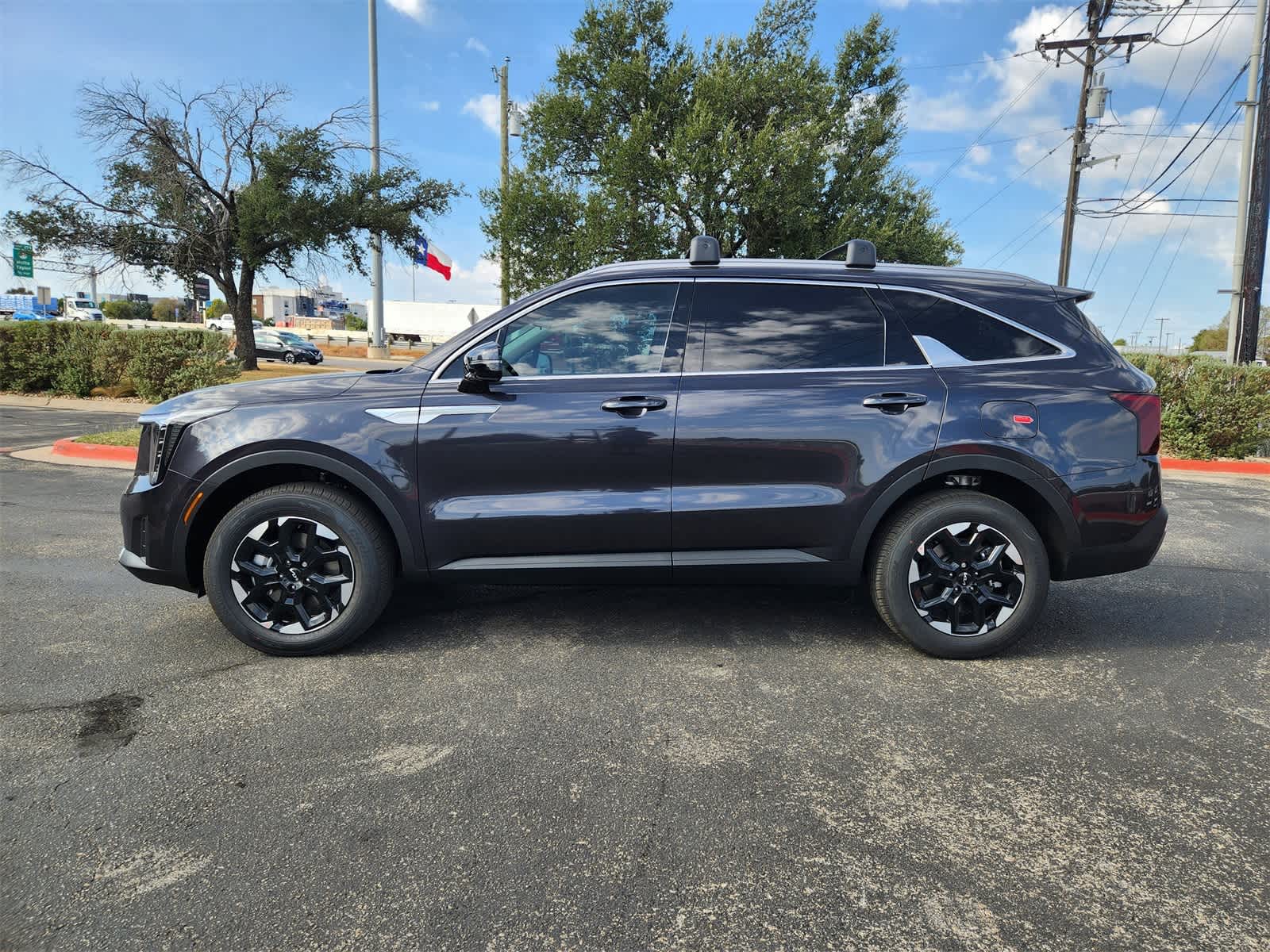 Thumbnail: 2026 Kia Sorento - 3