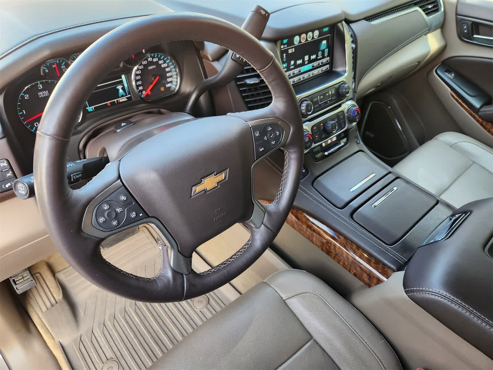 Thumbnail: 2018 Chevrolet Tahoe - 2