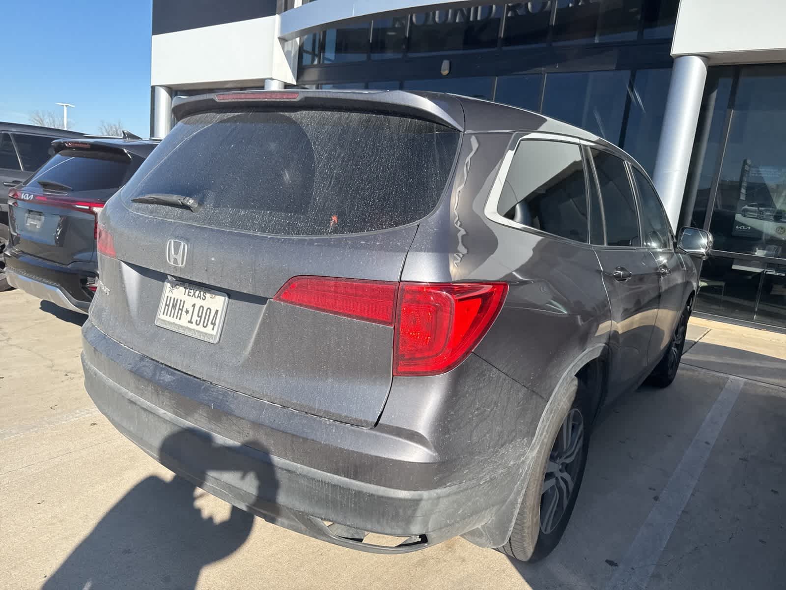 Thumbnail: 2016 Honda Pilot - 4