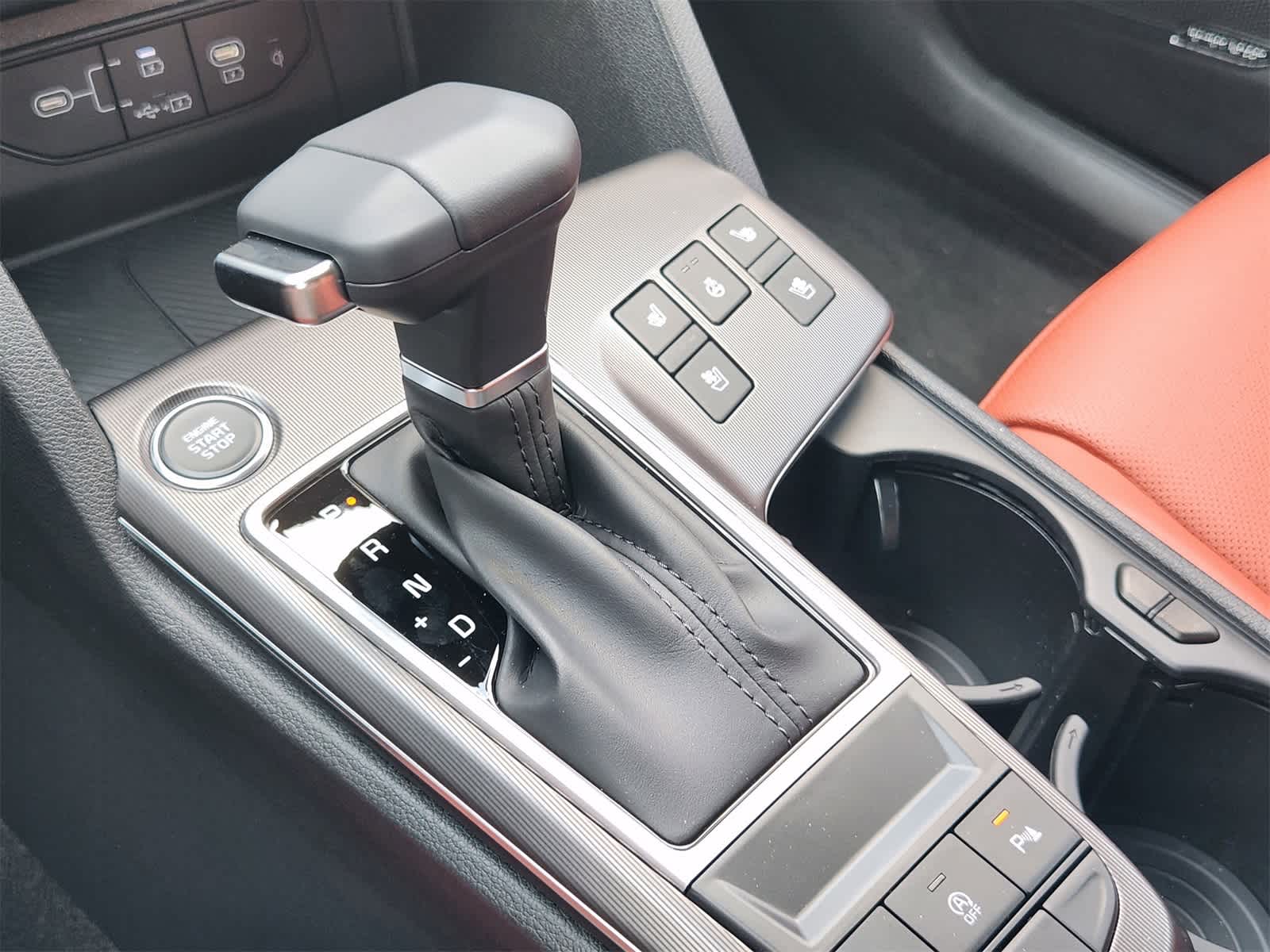 Thumbnail: 2026 Kia Sportage - 16