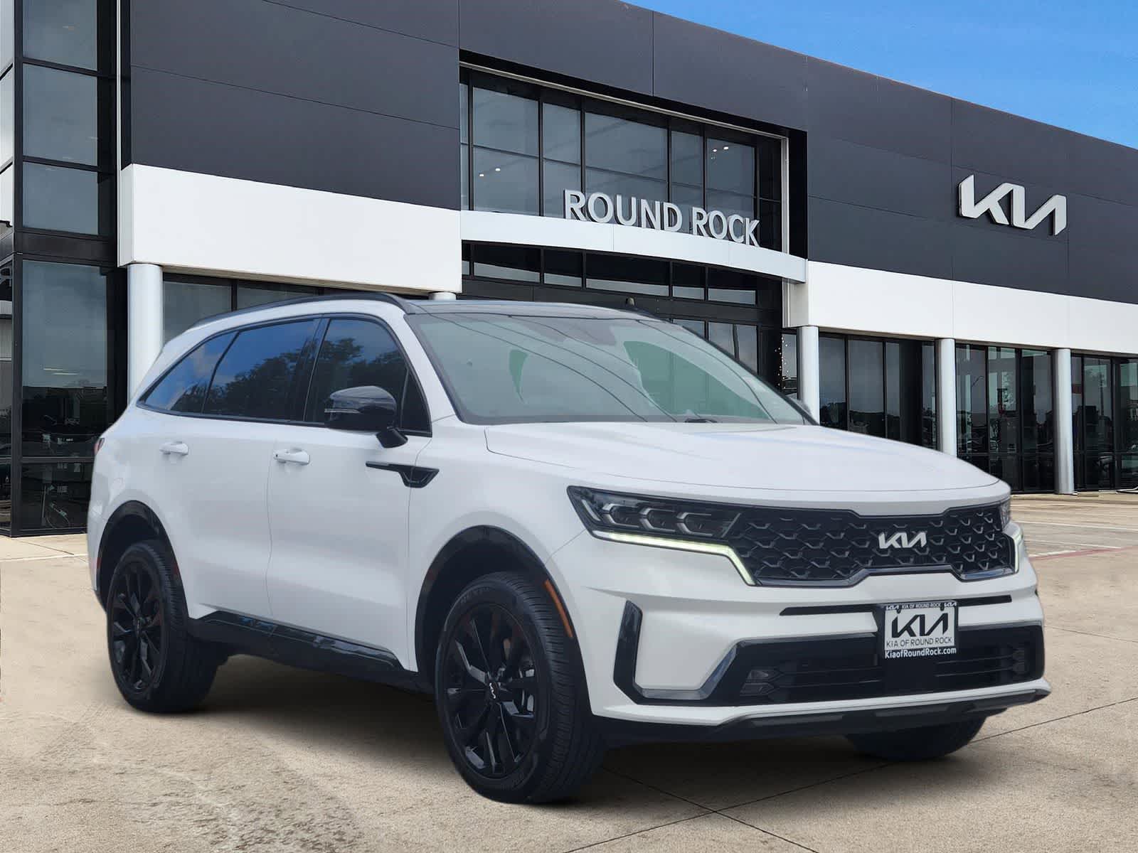 Thumbnail: 2023 Kia Sorento - 3