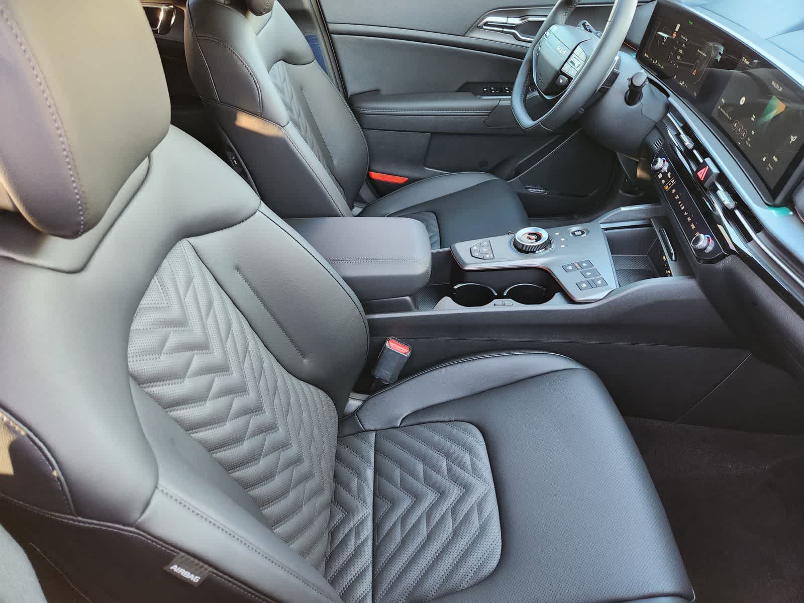 Thumbnail: 2026 Kia Sportage - 12