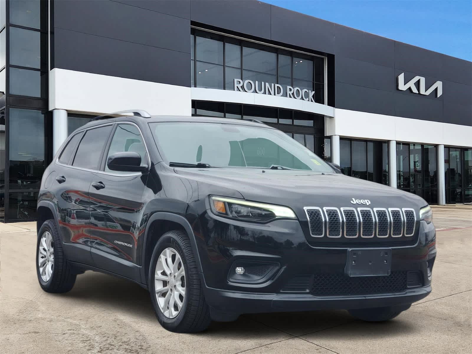 Thumbnail: 2019 Jeep Cherokee - 3