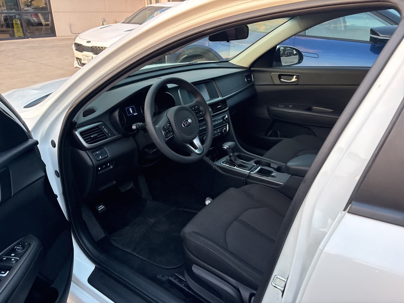 Thumbnail: 2018 Kia Optima - 4