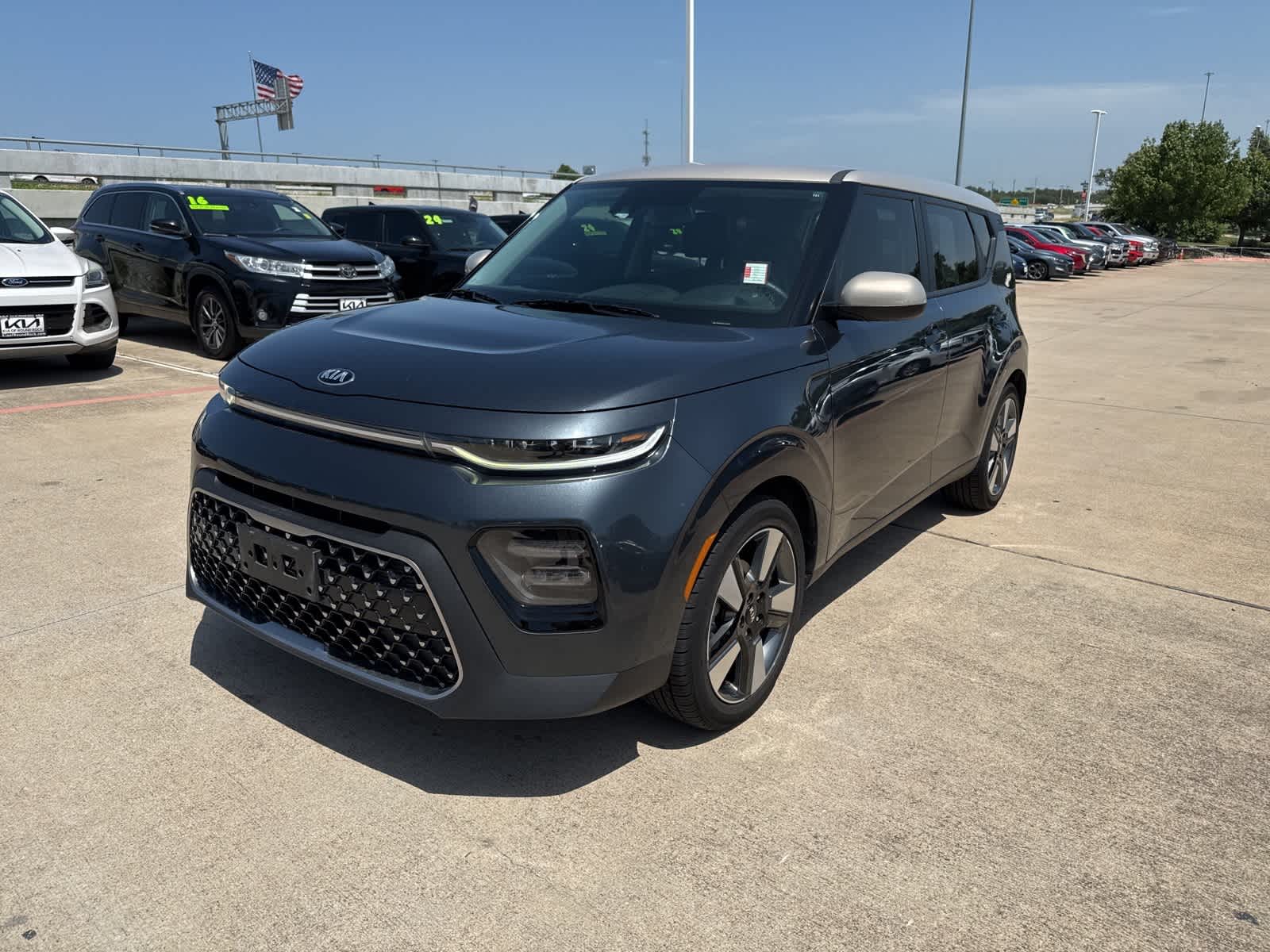 2020 Kia Soul EX Hero Image