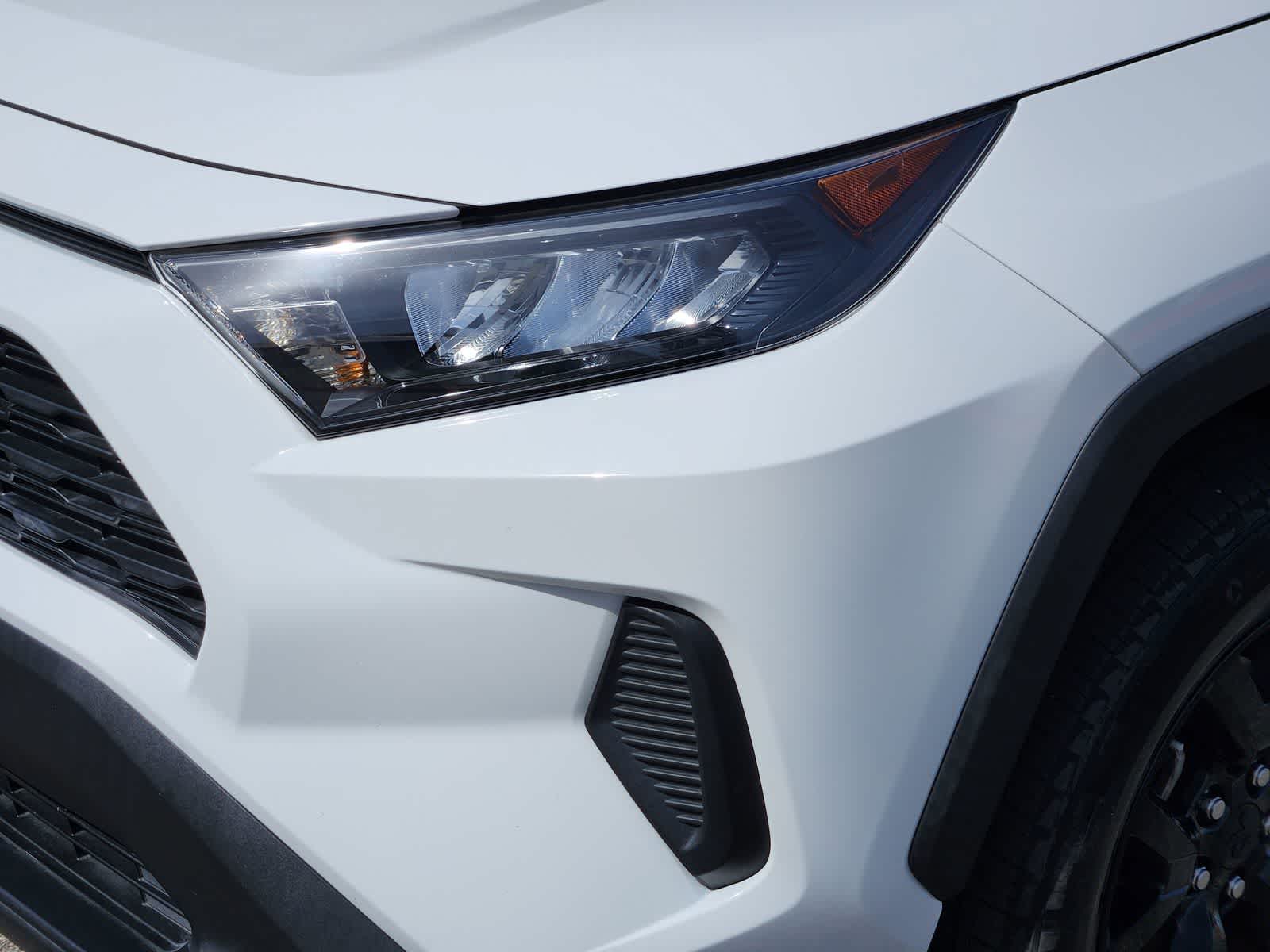 Thumbnail: 2021 Toyota RAV4 - 7