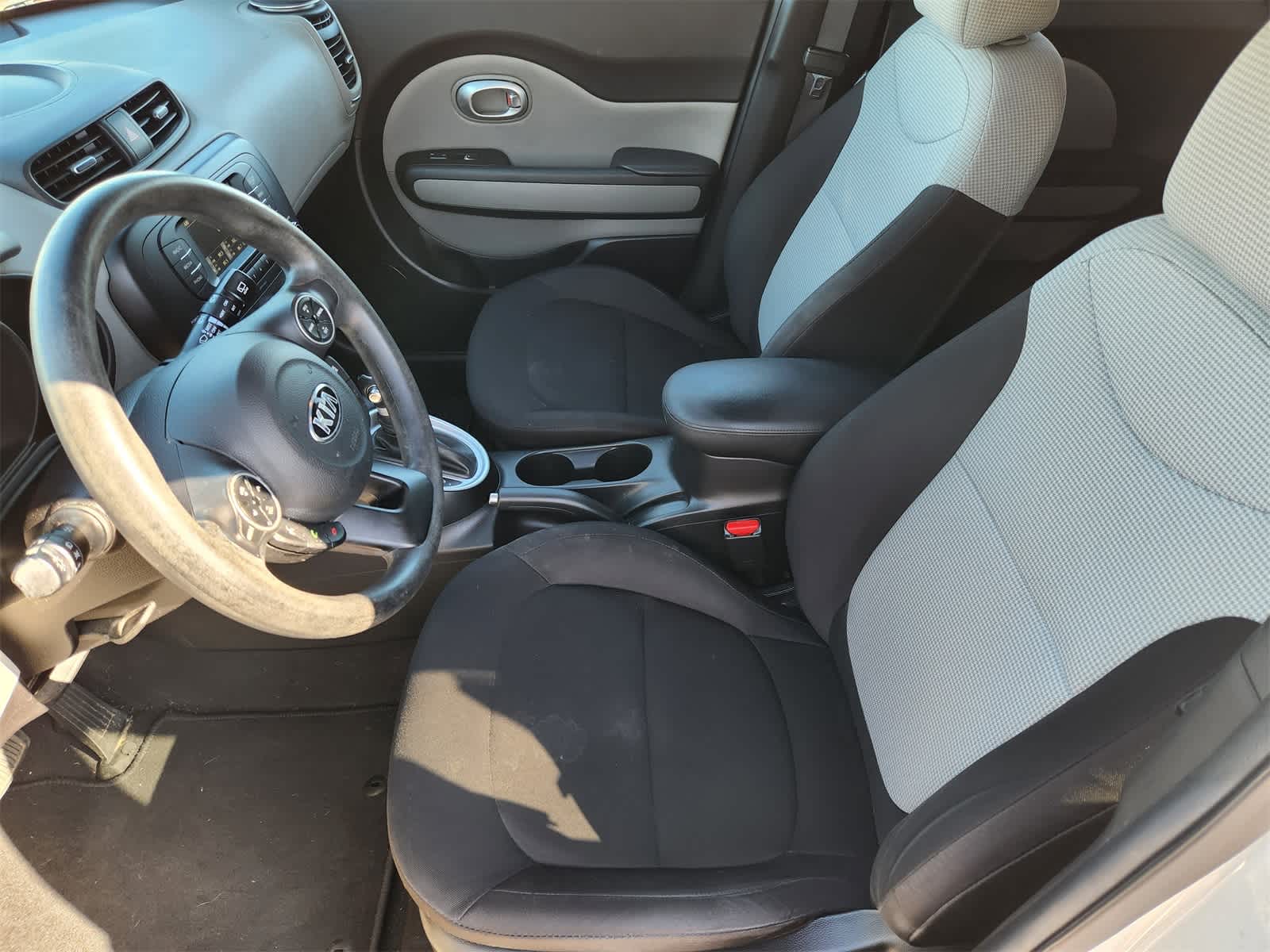 Thumbnail: 2017 Kia Soul - 13