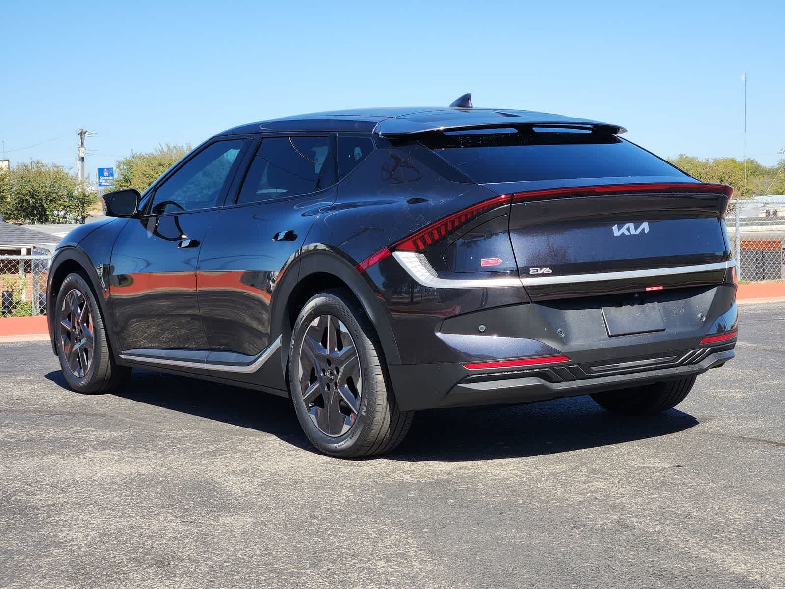 Thumbnail: 2025 Kia EV6 - 6