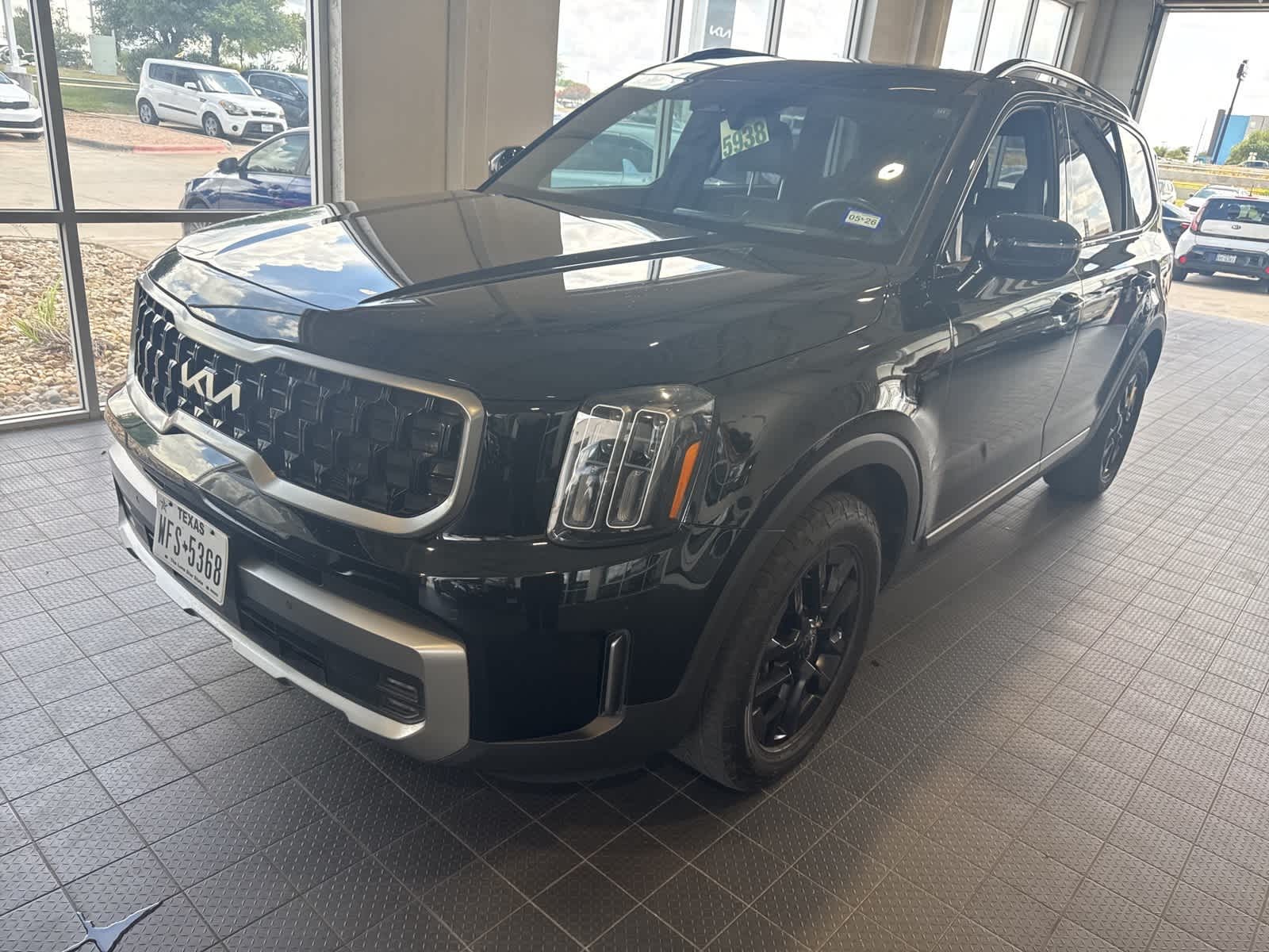Thumbnail: 2023 Kia Telluride - 1