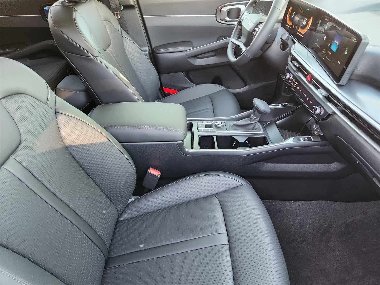 Thumbnail: 2026 Kia Sorento - 12