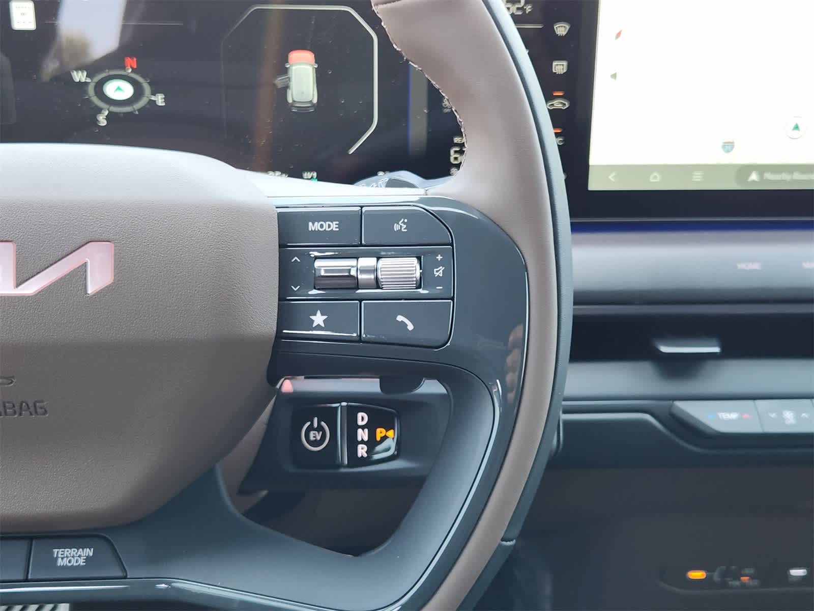 Thumbnail: 2026 Kia EV9 - 24