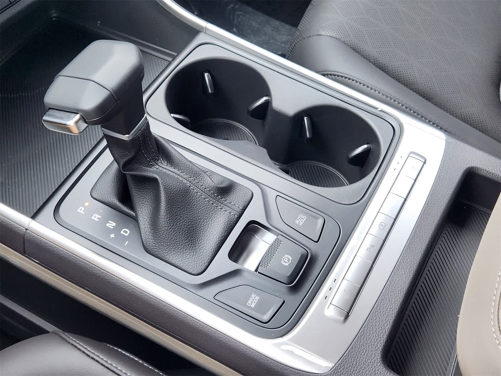 Thumbnail: 2026 Kia Carnival - 16