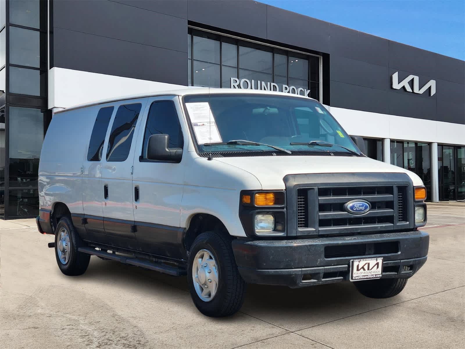Thumbnail: 2011 Ford Econoline - 3