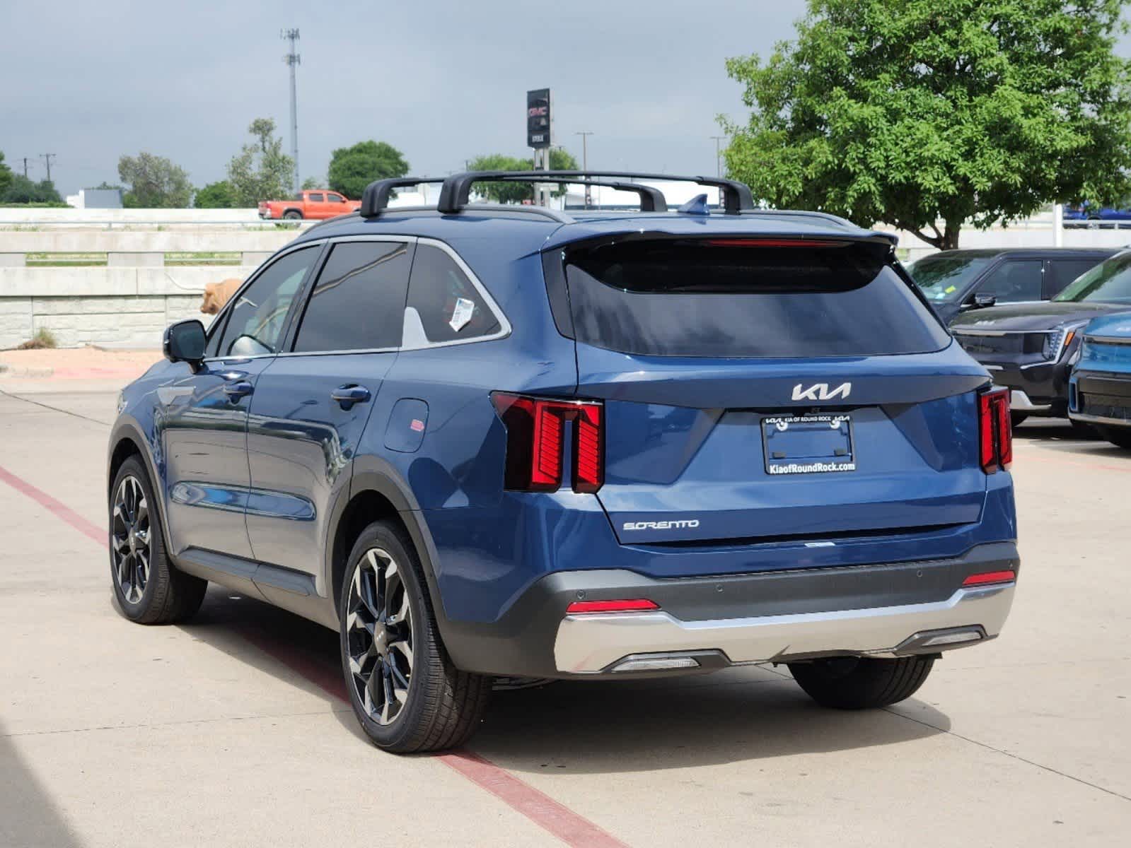 2025 Kia Sorento SX photo 4