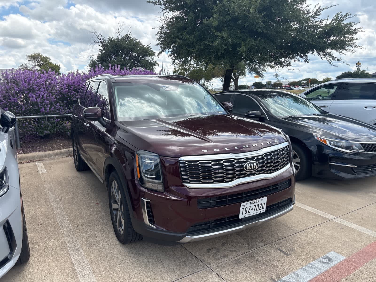 Thumbnail: 2020 Kia Telluride - 2
