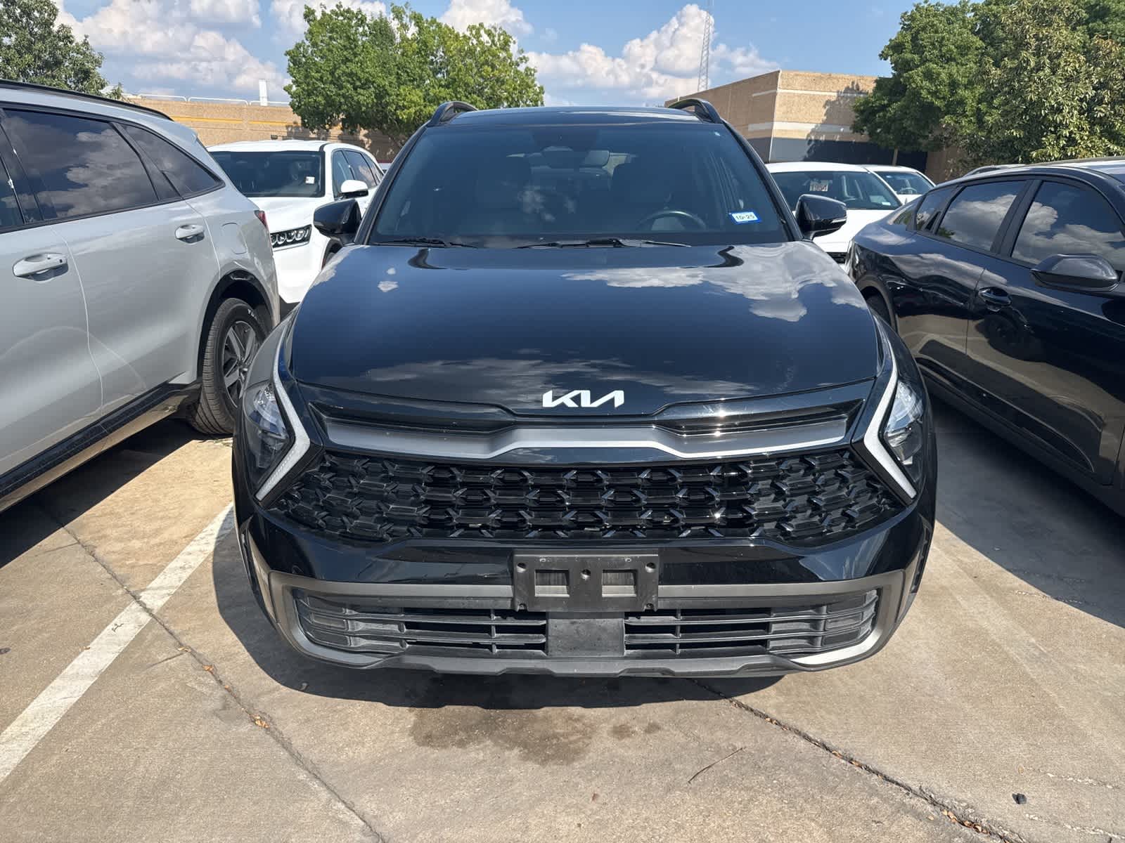 2023 Kia Sportage X-Pro photo 2