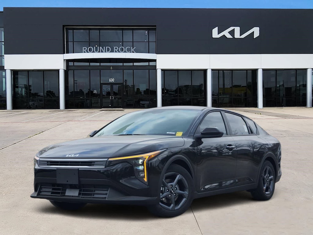 New 2026 Kia K4 LXS Sedan